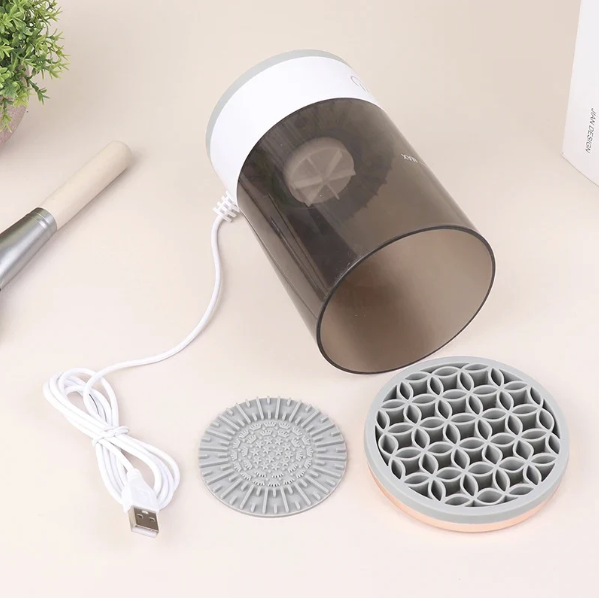Viona™ Automatic Makeup Brush Cleaner